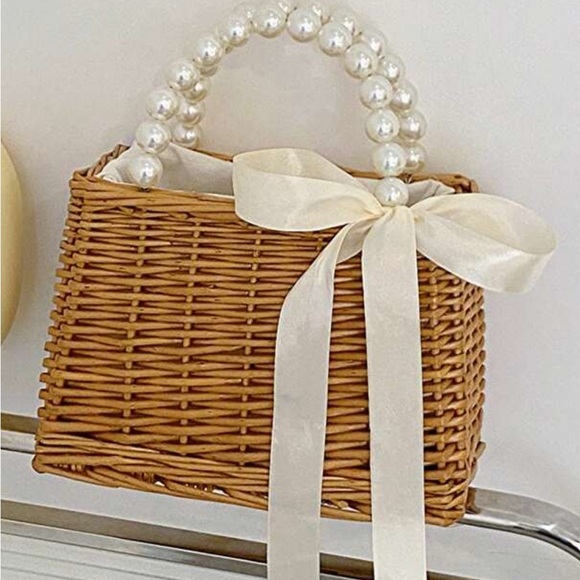 Halloween Costumes with Purse - Picture 6 of 8